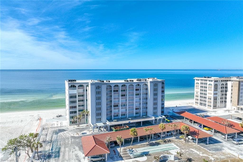 26000 Hickory BLVD 805 BONITA SPRINGS, FL 34134
