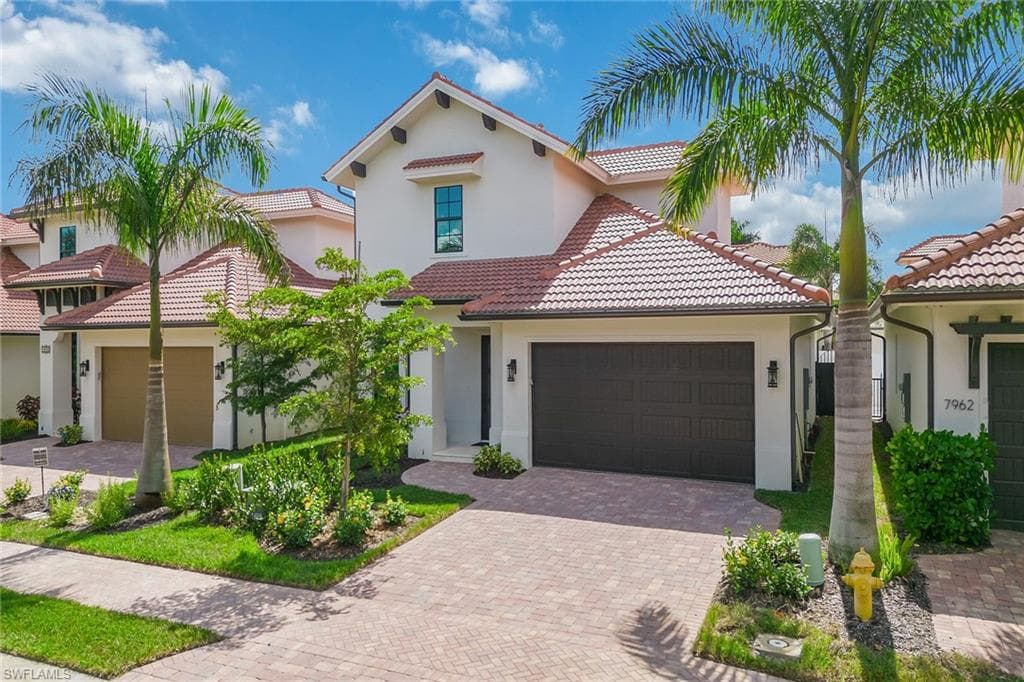 7976 Cordoba PL NAPLES, FL 34113