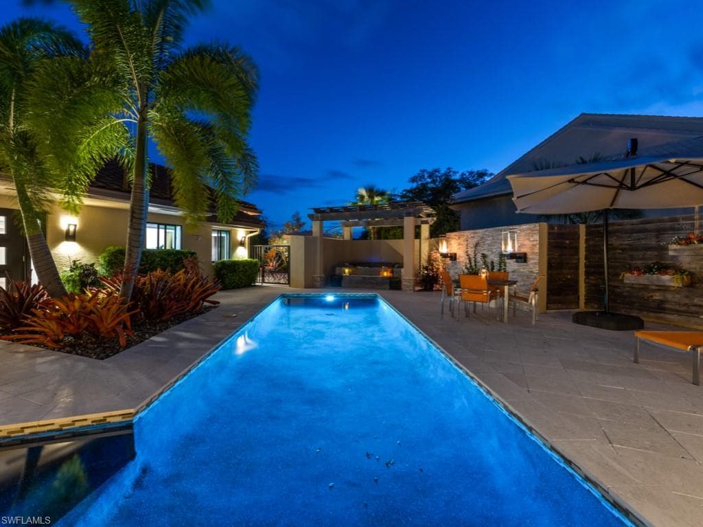 6817 Sand Pointe CIR 4 NAPLES, FL 34108