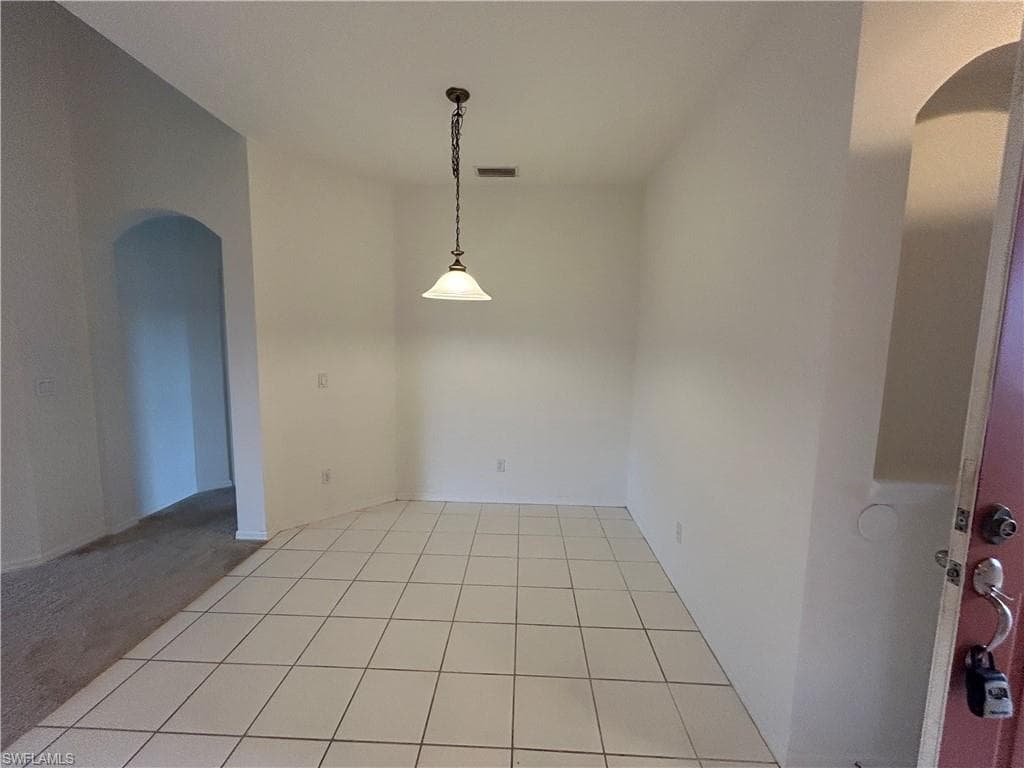 4255 Liron AVE 202 FORT MYERS, FL 33916