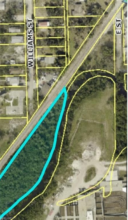 Williams ST FORT MYERS, FL 33916