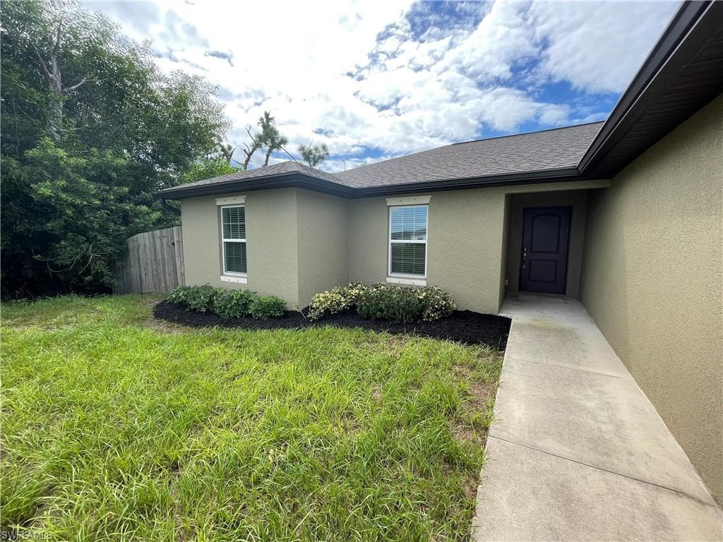 1708 NW 11th TER CAPE CORAL, FL 33993