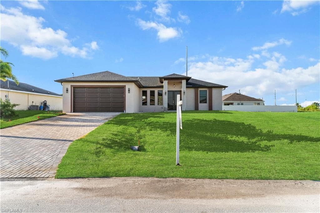 2300 NW 8th TER CAPE CORAL, FL 33993