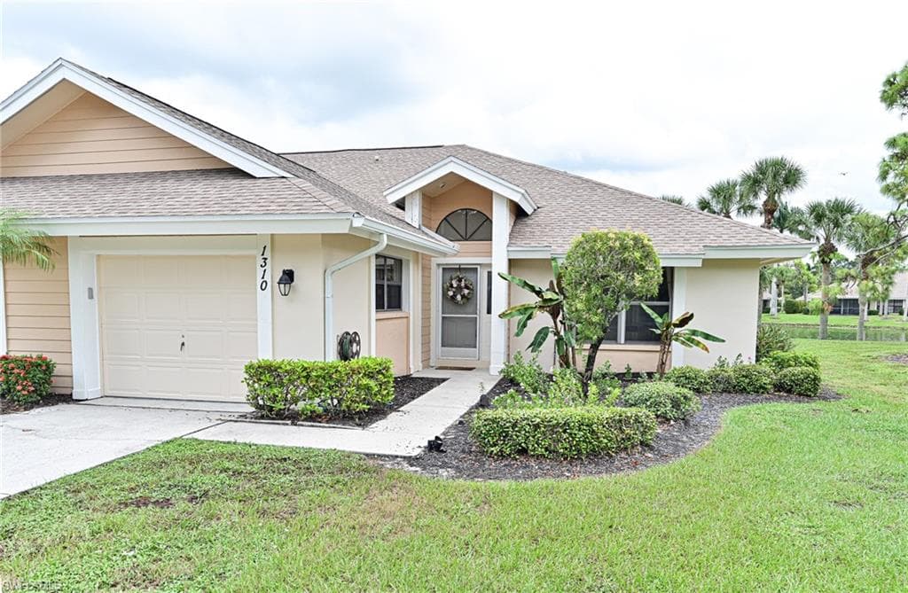 1310 Park Lake DR 31R NAPLES, FL 34110