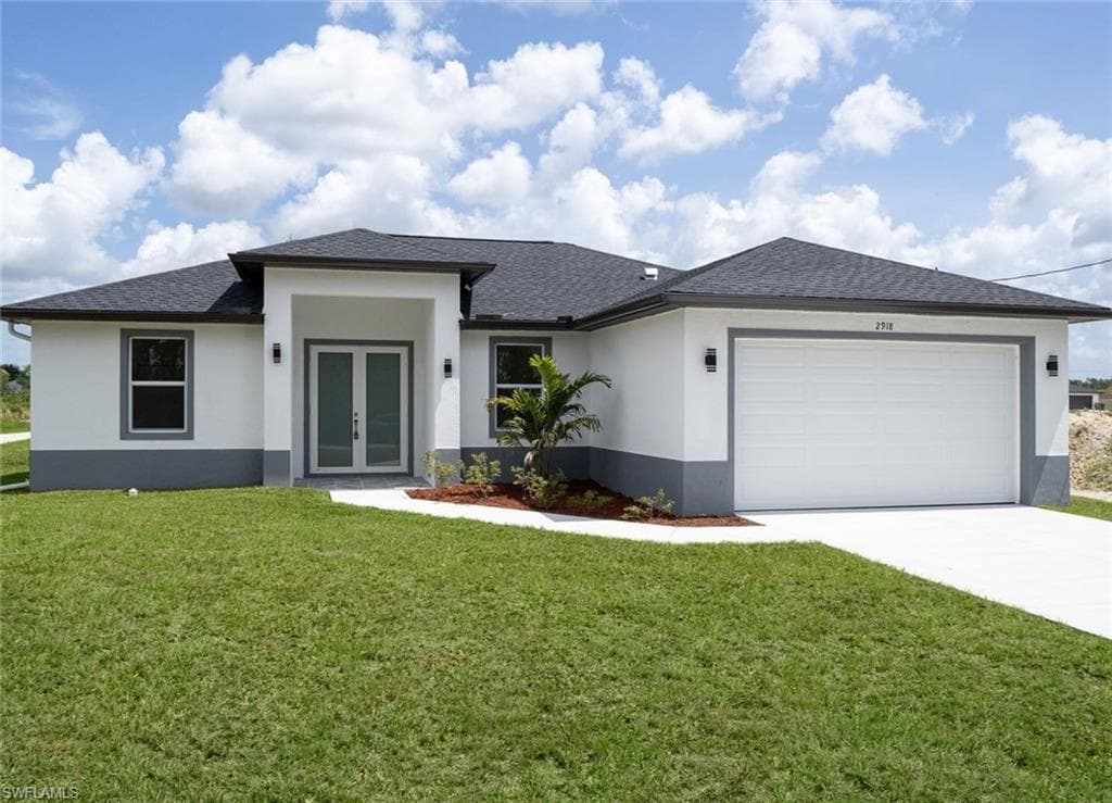 2704 22nd ST W LEHIGH ACRES, FL 33971
