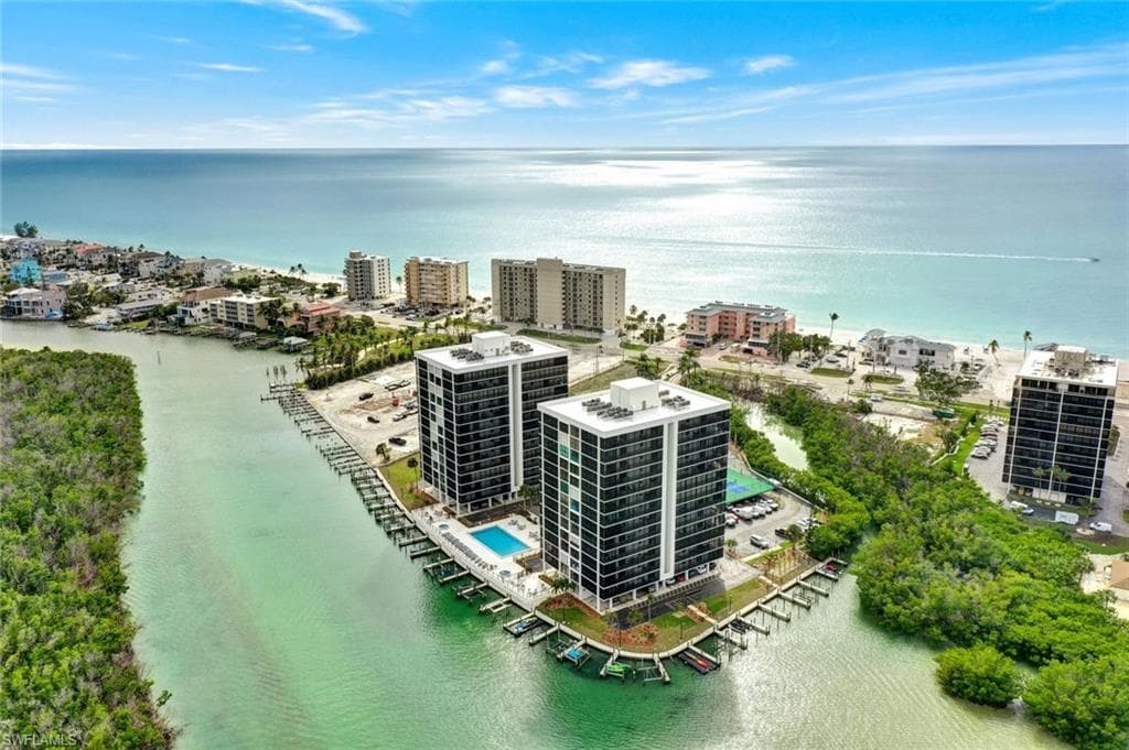 26235 Hickory BLVD 11A BONITA SPRINGS, FL 34134