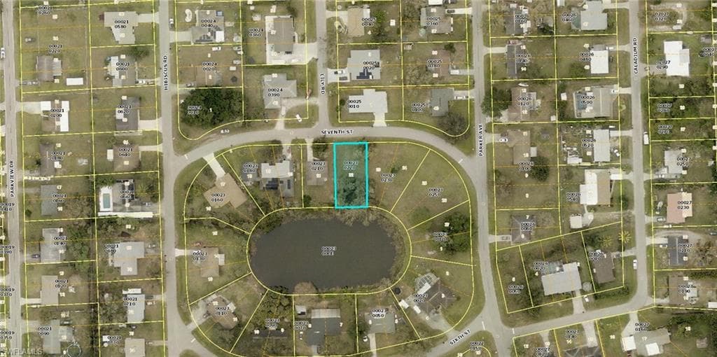 12615 7th ST FORT MYERS, FL 33905