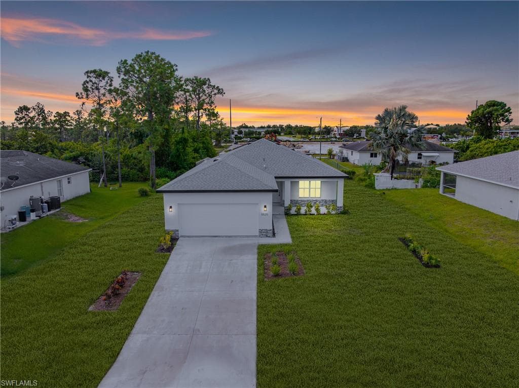 5525 Berryman ST LEHIGH ACRES, FL 33971
