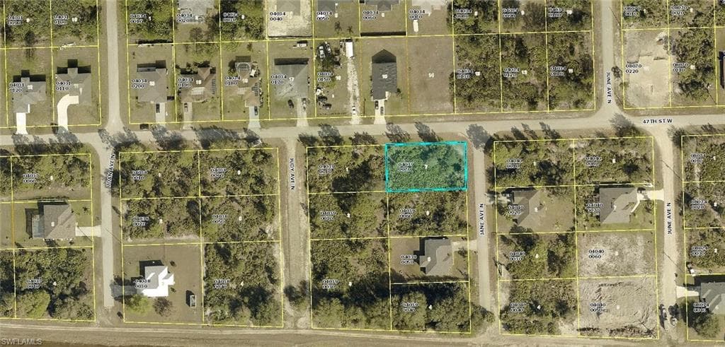 4631 JANE AVE N LEHIGH ACRES, FL 33971