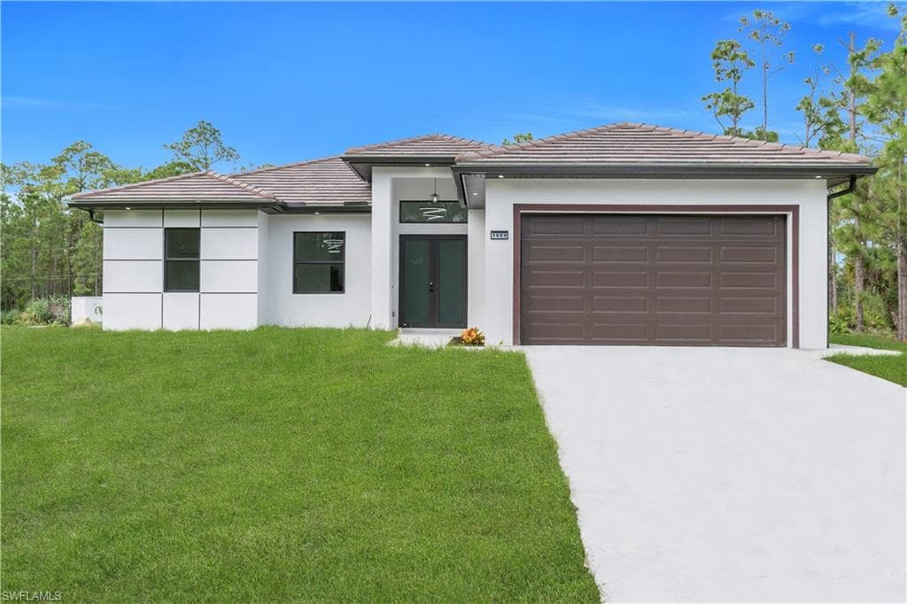 1689 Palmetto AVE LEHIGH ACRES, FL 33972
