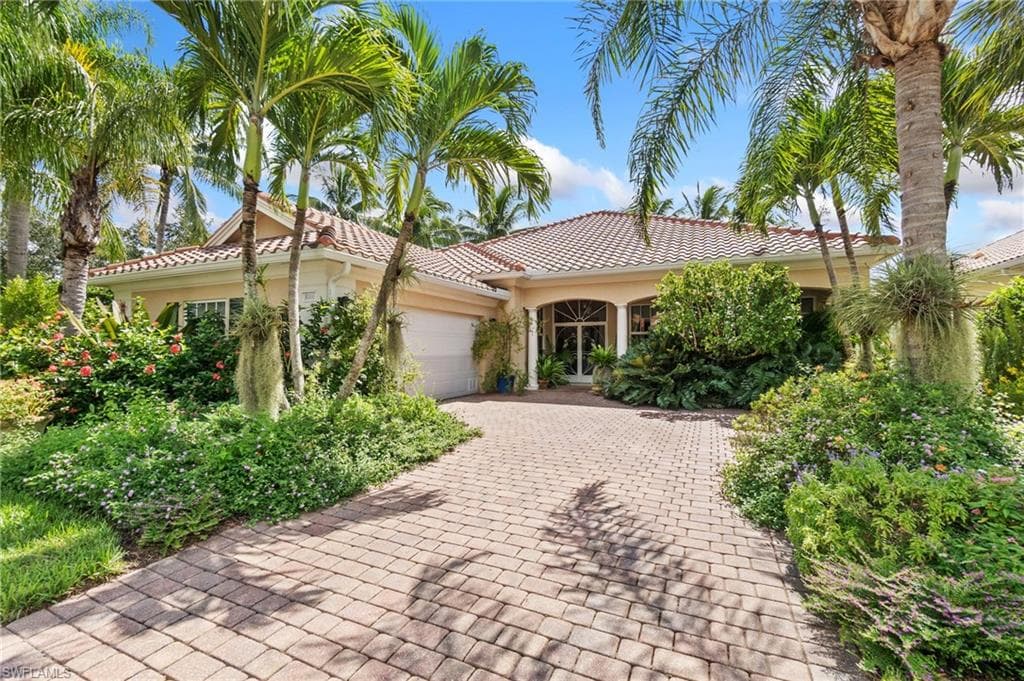 8000 Wilfredo CT NAPLES, FL 34114