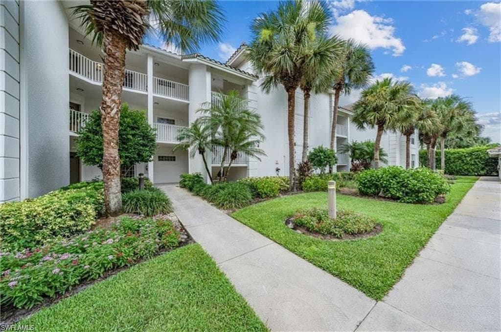 776 Eagle Creek DR #102 NAPLES, FL 34113