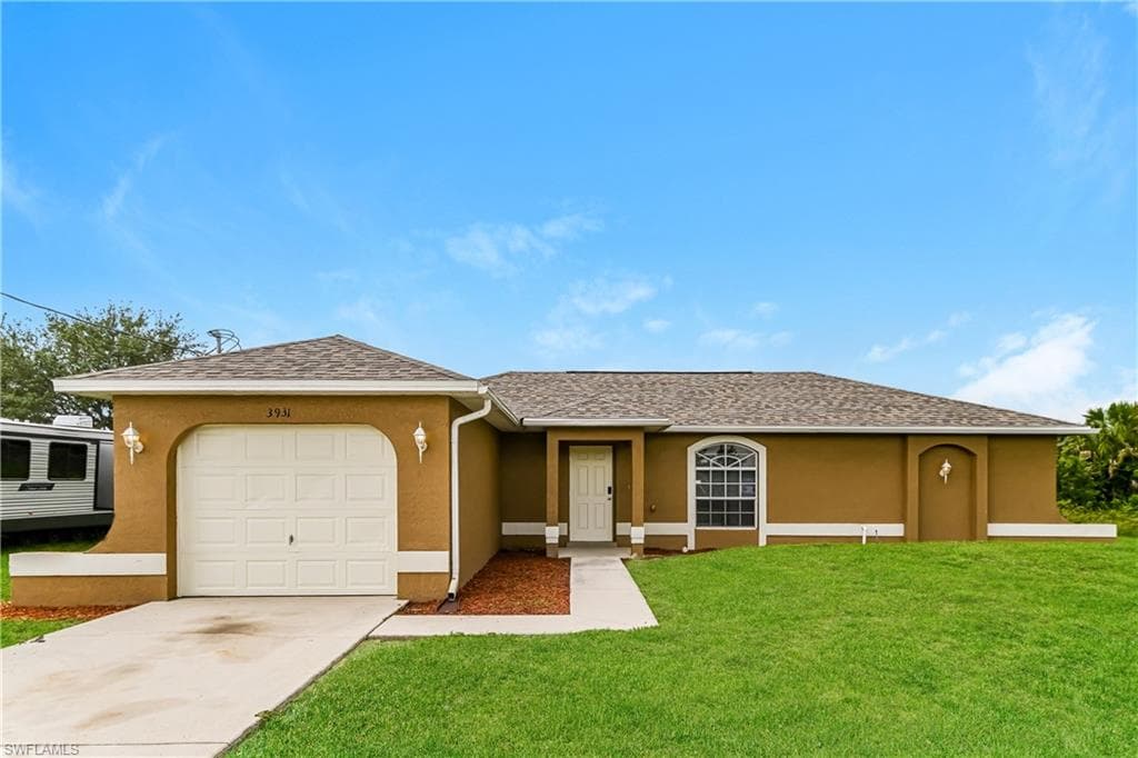 3931 20th ST W LEHIGH ACRES, FL 33971