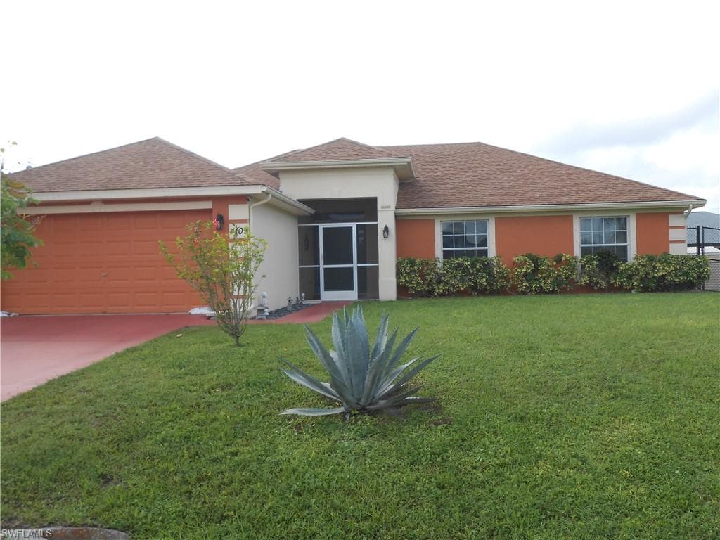 4109 35th ST SW LEHIGH ACRES, FL 33976