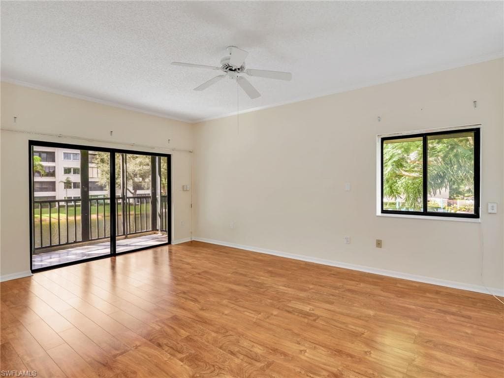 900 Arbor Lake DR 9-206 NAPLES, FL 34110