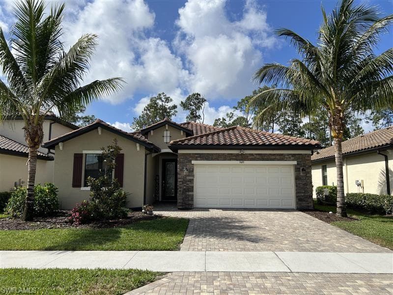 9495 Foxglove LN NAPLES, FL 34120