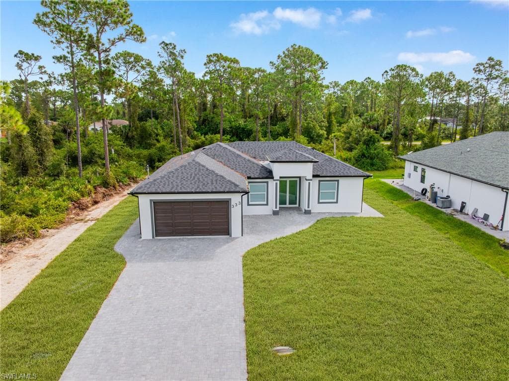 333 Lownde AVE S LEHIGH ACRES, FL 33974