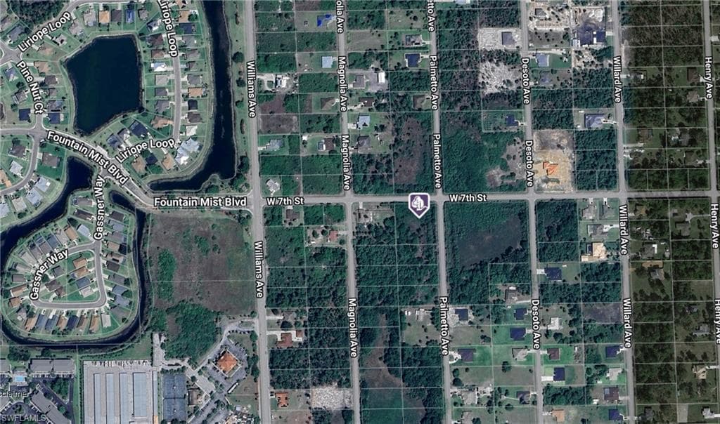 903 W 7th ST LEHIGH ACRES, FL 33972
