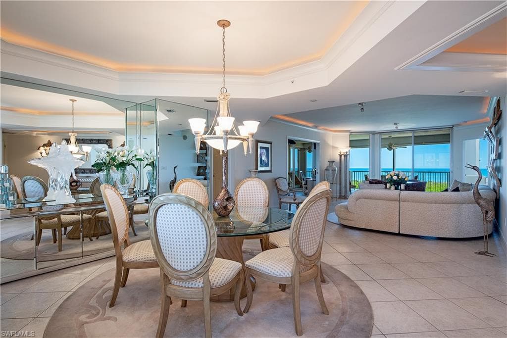 7117 Pelican Bay BLVD 1103 NAPLES, FL 34108
