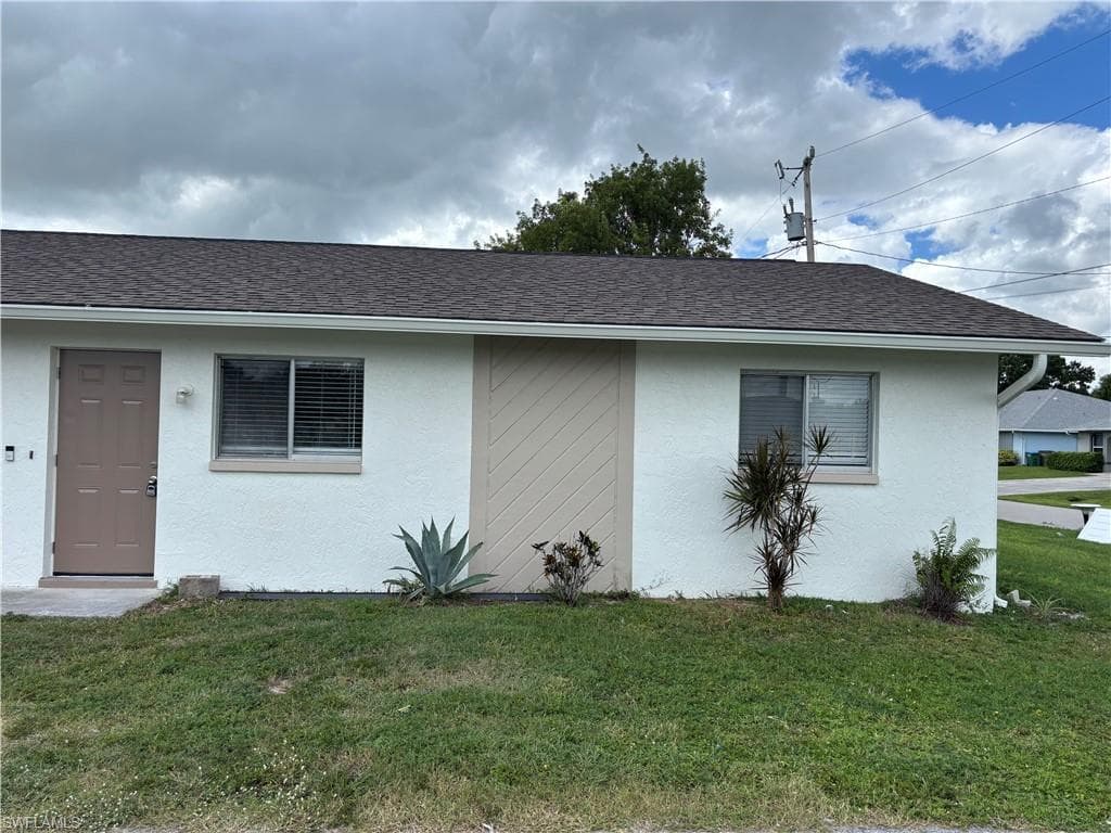 1320 Academy BLVD 4 CAPE CORAL, FL 33990