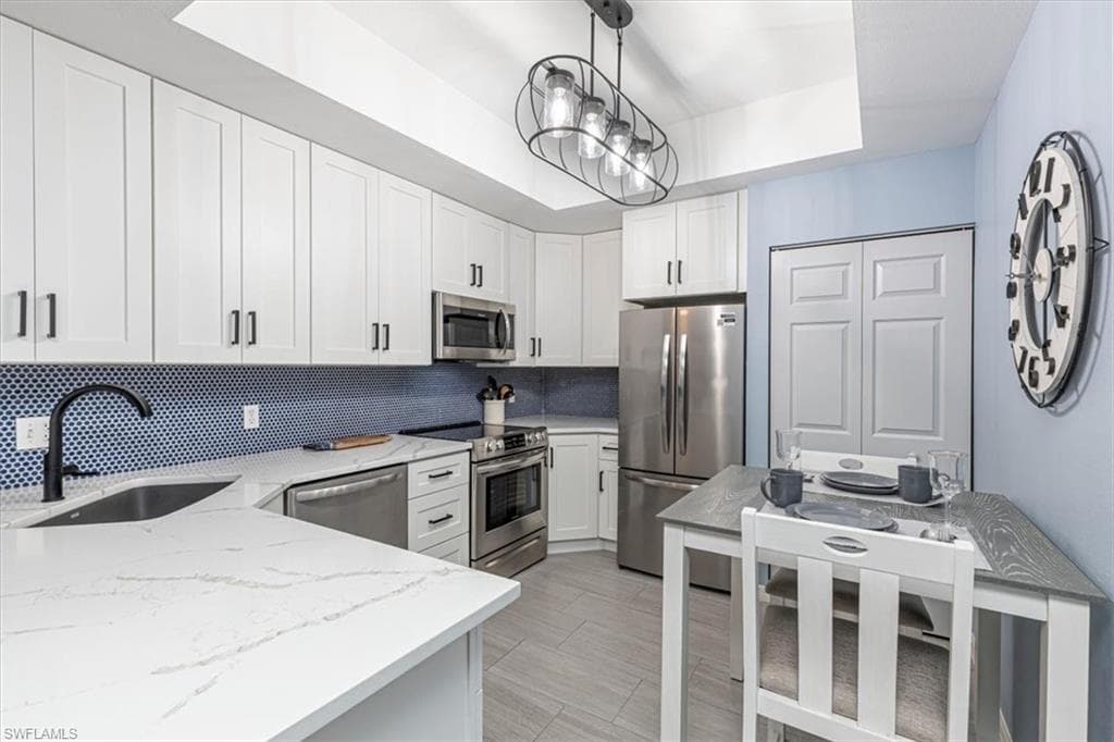 809 Augusta BLVD 3 NAPLES, FL 34113