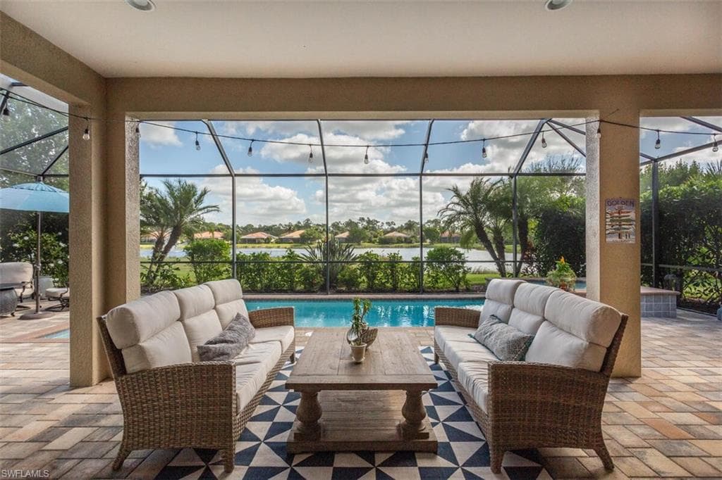 1422 Mockingbird DR NAPLES, FL 34120