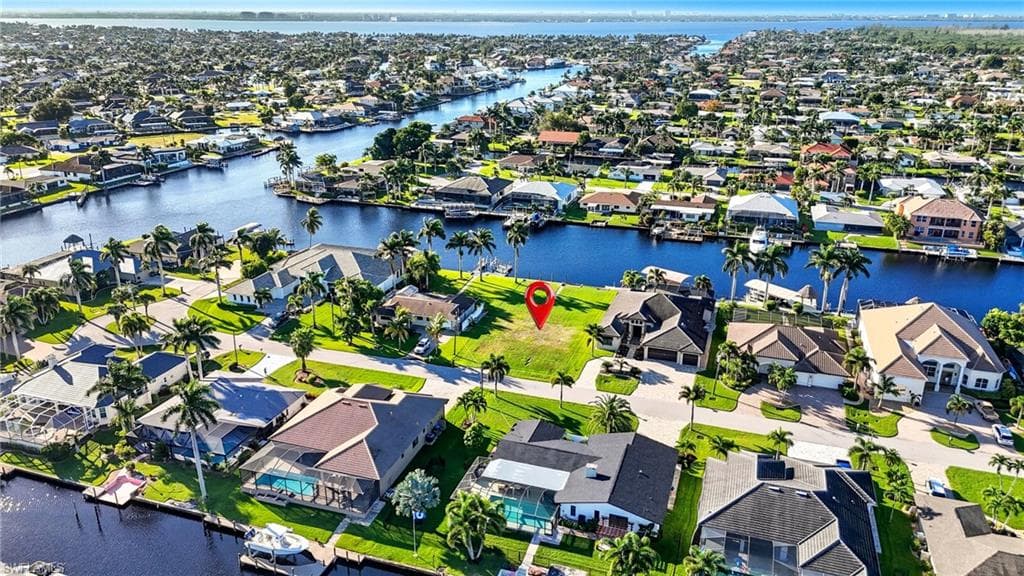 126 SW 50th ST CAPE CORAL, FL 33914