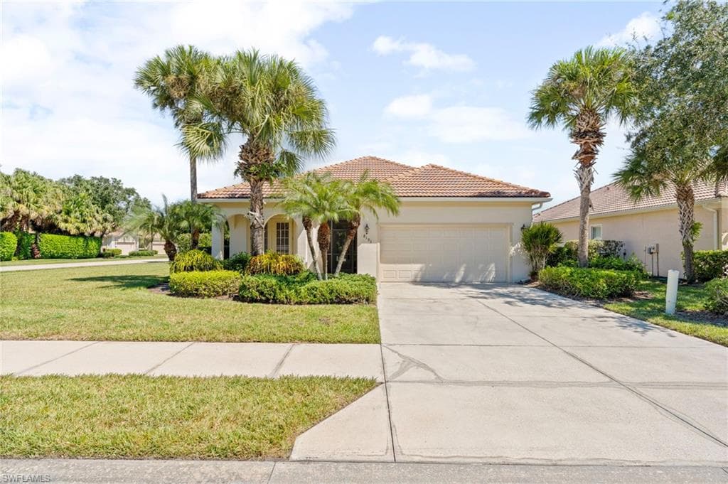 8193 Valiant DR NAPLES, FL 34104