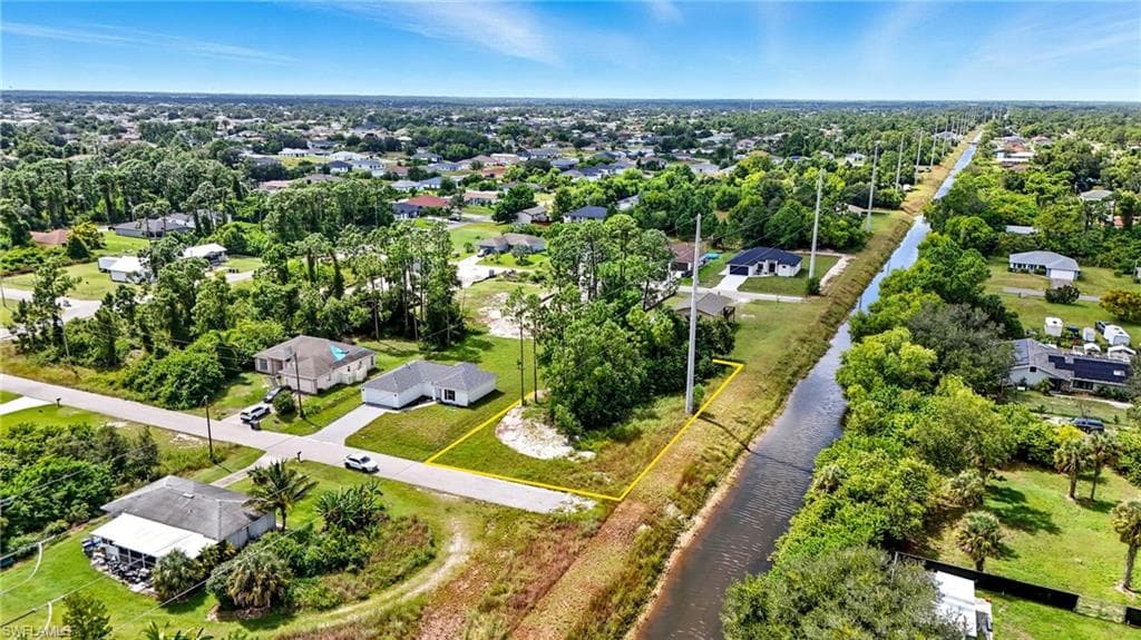 50 Wanda AVE S LEHIGH ACRES, FL 33976