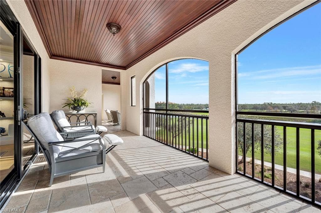 2542 Marquesa Royale LN 6-301 NAPLES, FL 34109