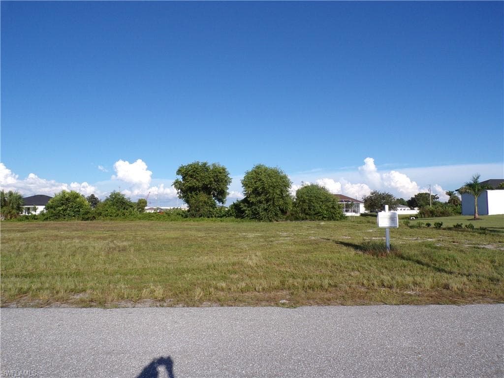 105 NW 24th AVE CAPE CORAL, FL 33993