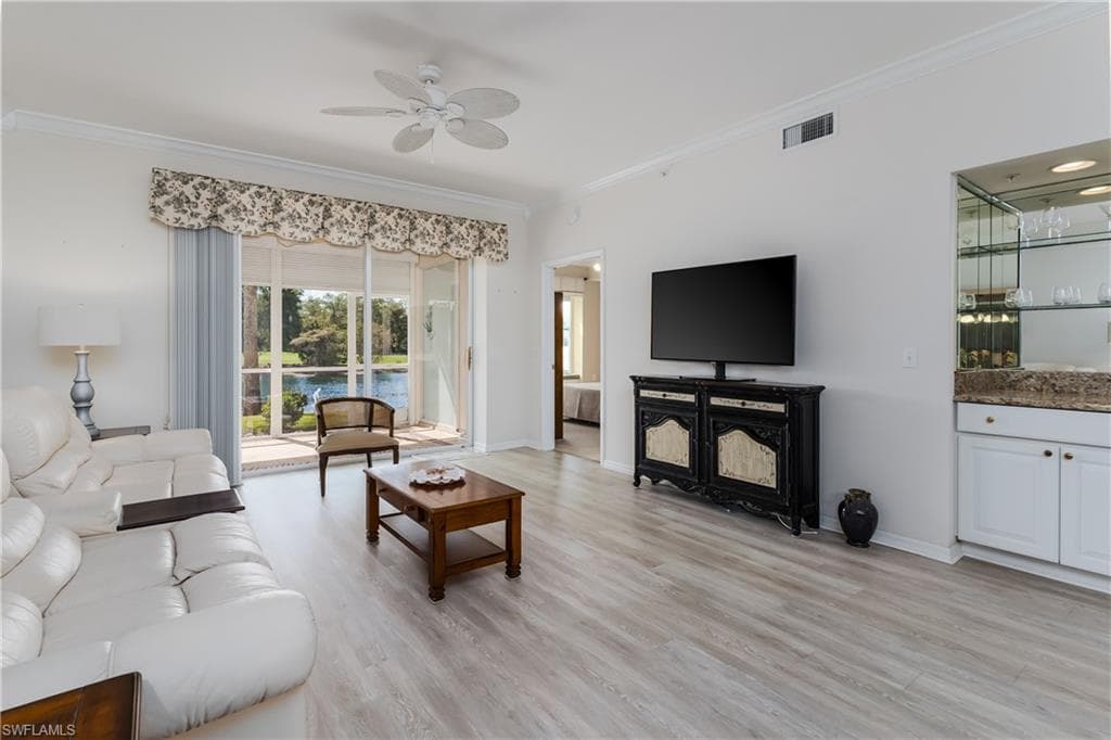 8620 Cedar Hammock CIR 1113 NAPLES, FL 34112