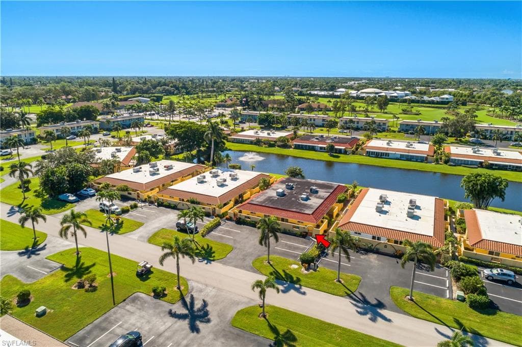136 Harrison RD L4 NAPLES, FL 34112