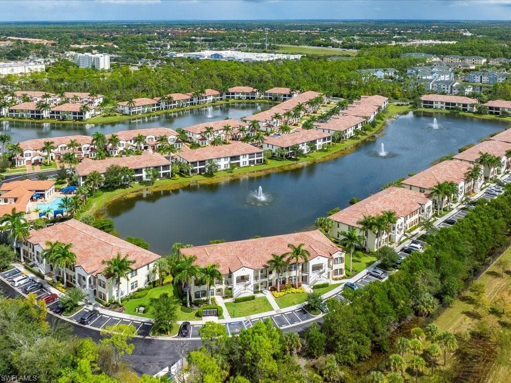 15102 Palmer Lake CIR 105 NAPLES, FL 34109