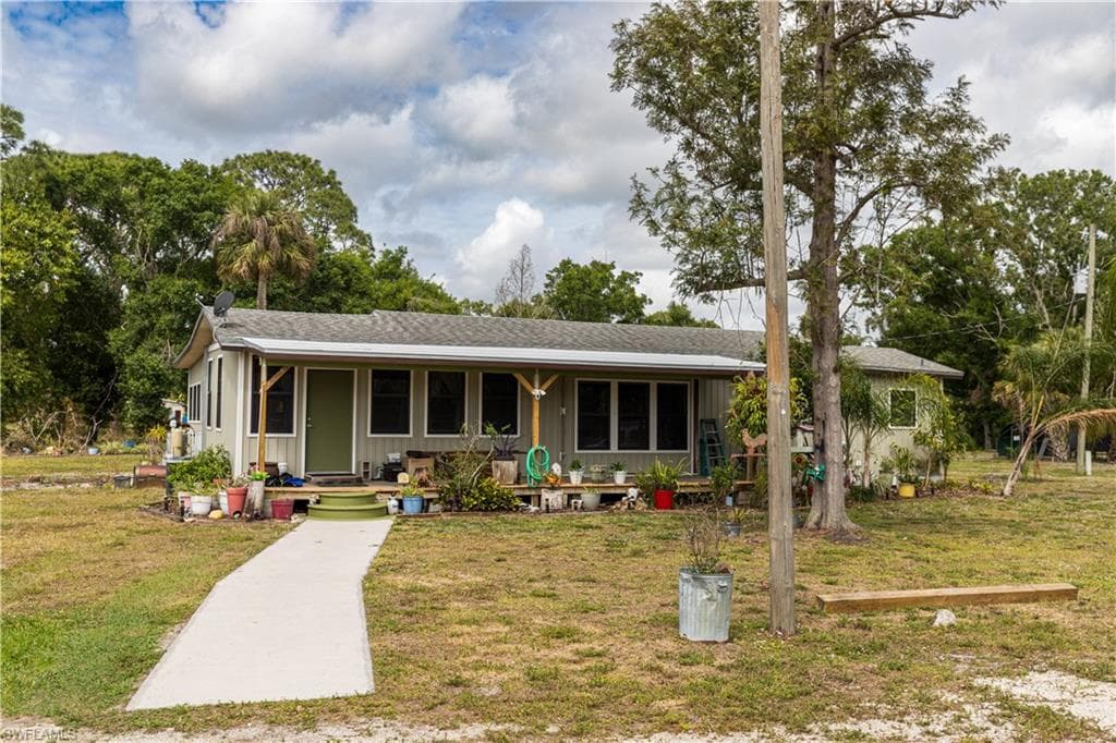 17841 Palm Creek DR NORTH FORT MYERS, FL 33917