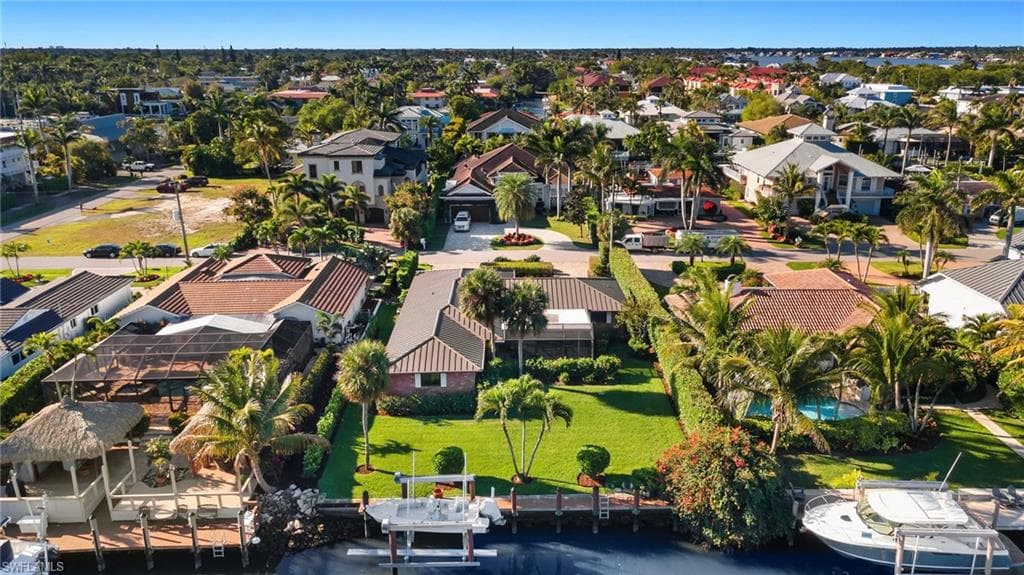 1525 OSPREY AVE NAPLES, FL 34102