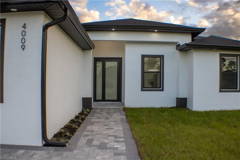 4009 33RD ST SW LEHIGH ACRES, FL 33976
