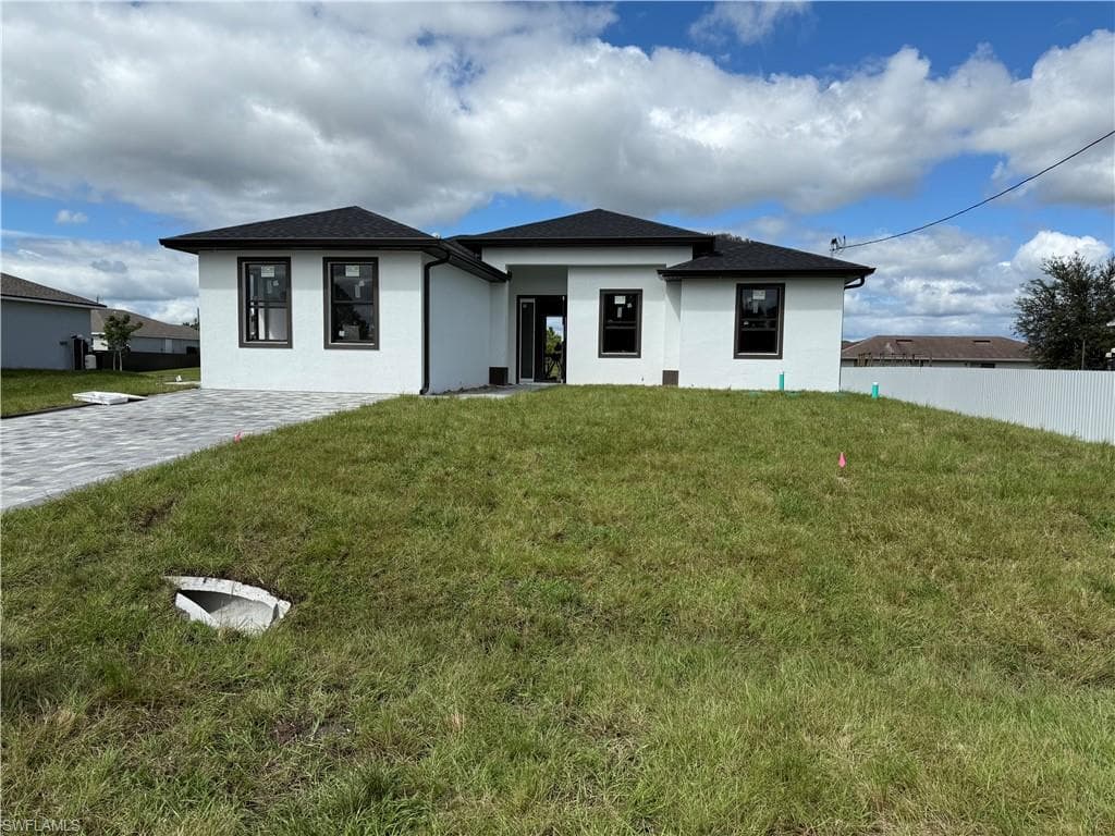3602 26TH ST SW LEHIGH ACRES, FL 33976