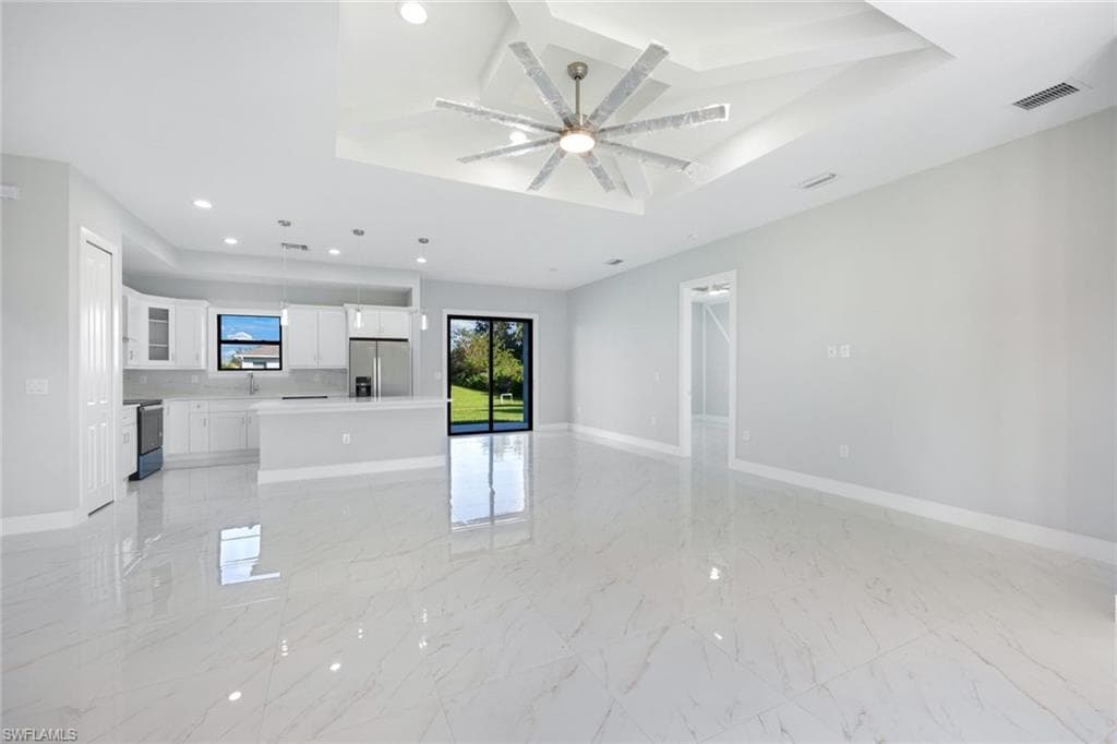 2802 63rd ST W LEHIGH ACRES, FL 33971