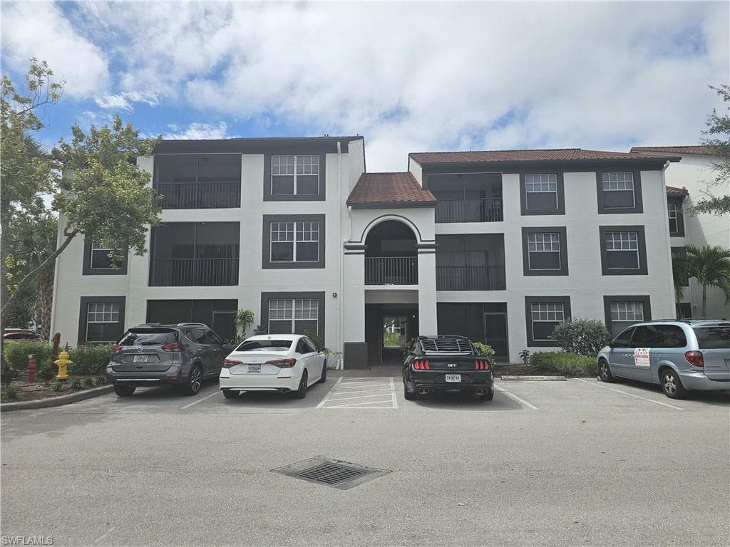 7965 Preserve CIR 727 NAPLES, FL 34119