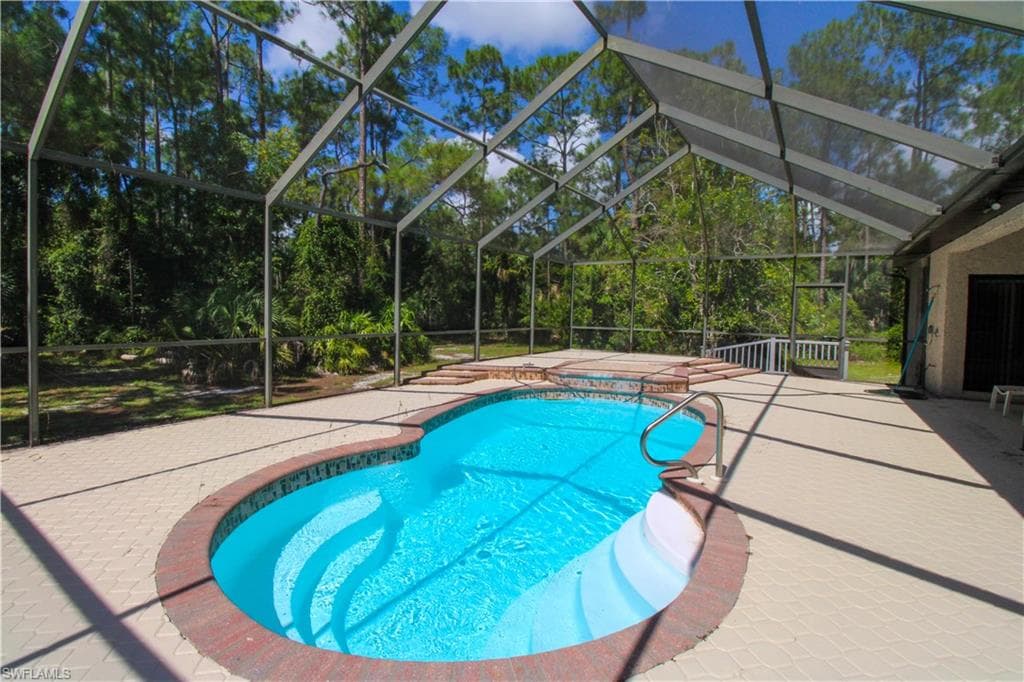 311 31st ST NW NAPLES, FL 34120