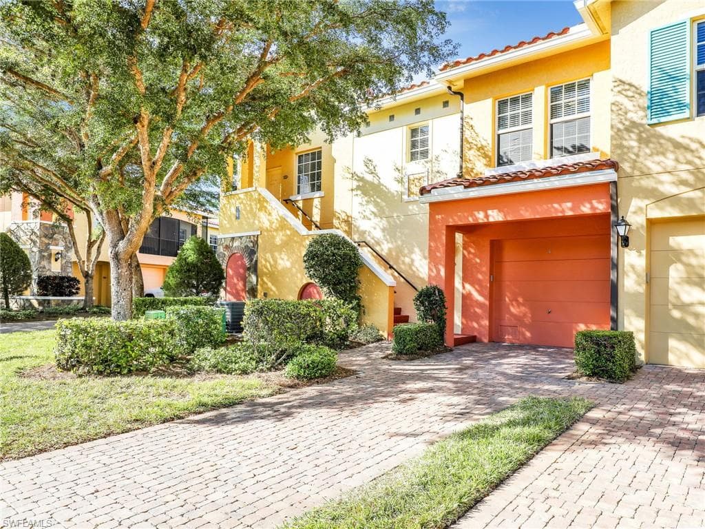 8540 Via Lungomare CIR 202 ESTERO, FL 33928