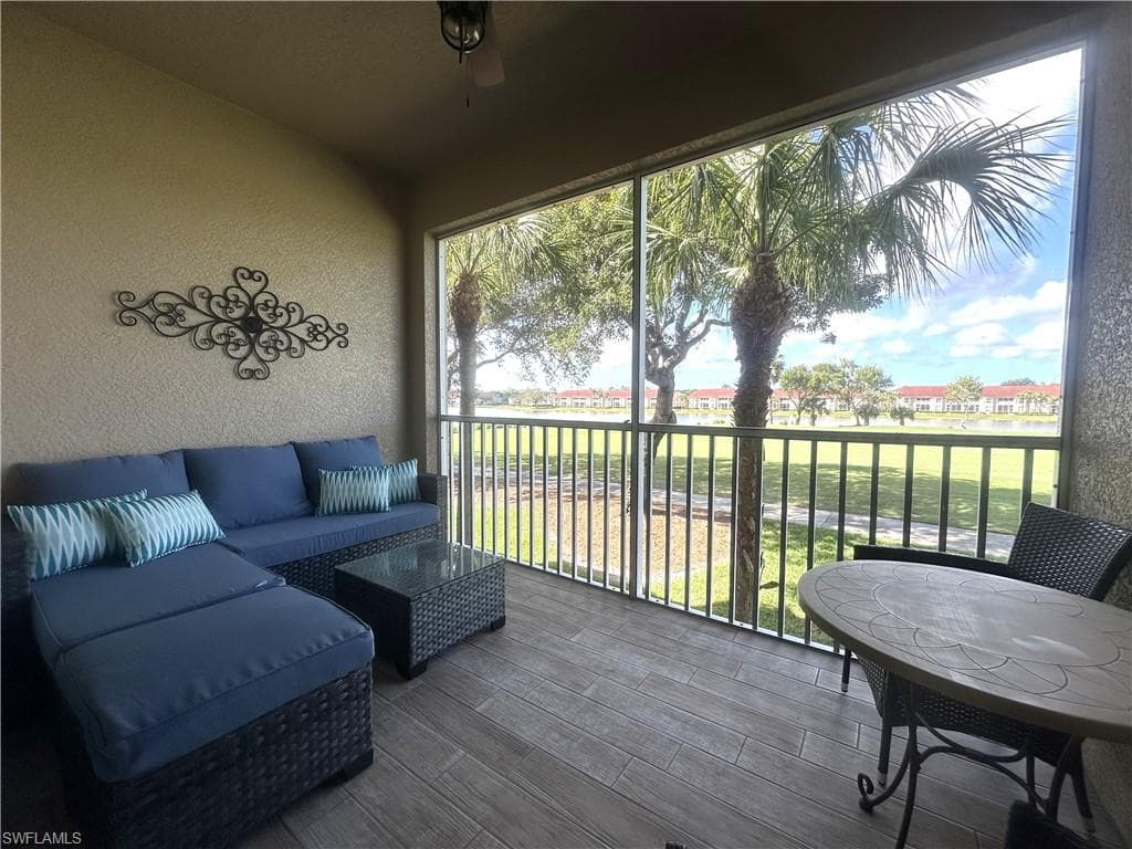 2720 Cypress Trace CIR 2928 NAPLES, FL 34119
