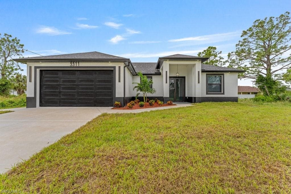 3311 42nd ST SW LEHIGH ACRES, FL 33976