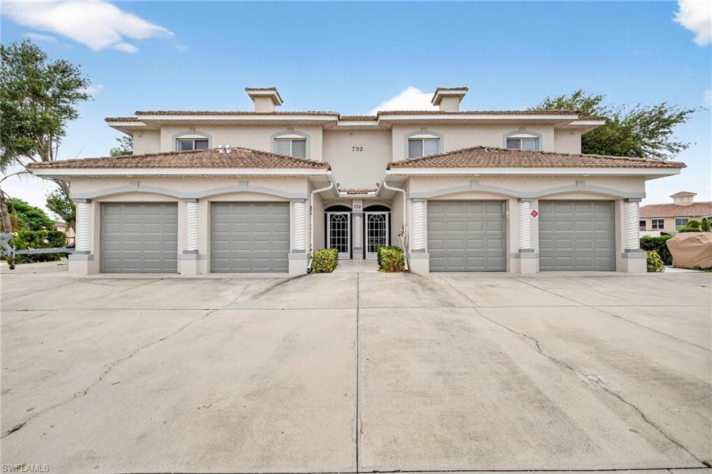 732 Victoria DR 2 CAPE CORAL, FL 33904