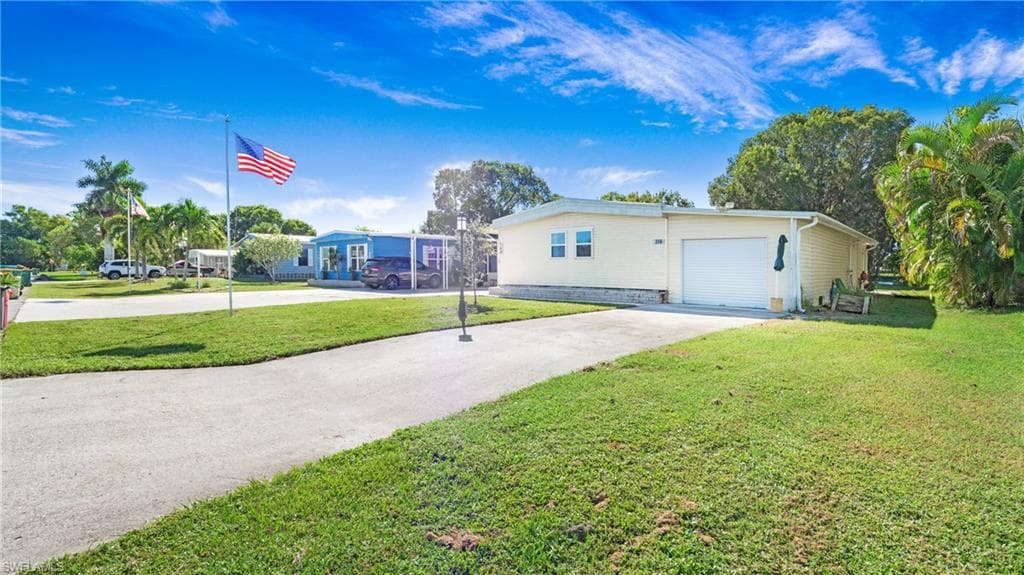 280 Indian Key LN NAPLES, FL 34114