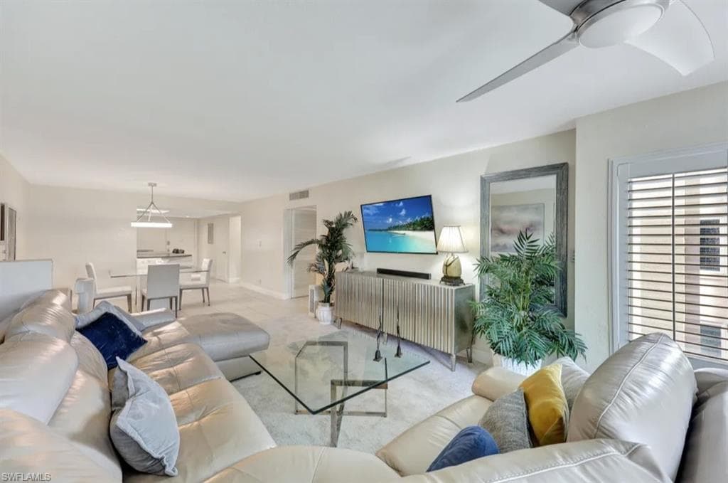 2264 Winkler AVE 204 FORT MYERS, FL 33901
