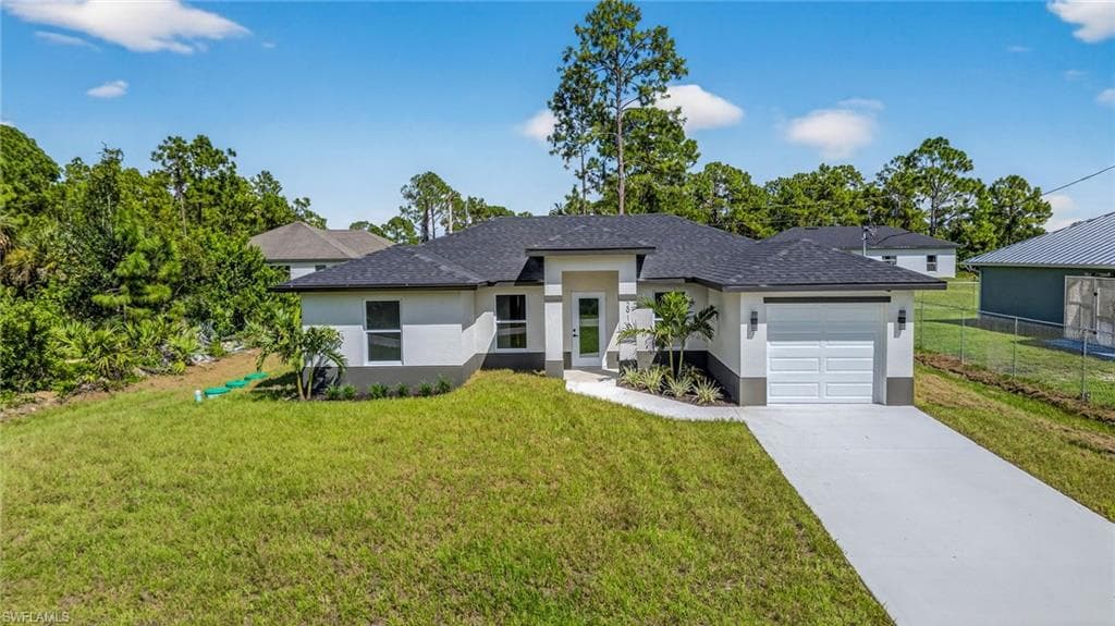 2916 Dora AVE N LEHIGH ACRES, FL 33971