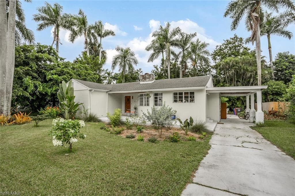 1429 Sandra DR FORT MYERS, FL 33901