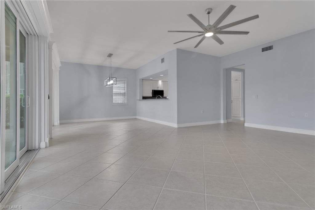 729 Regency Reserve CIR 5502 NAPLES, FL 34119